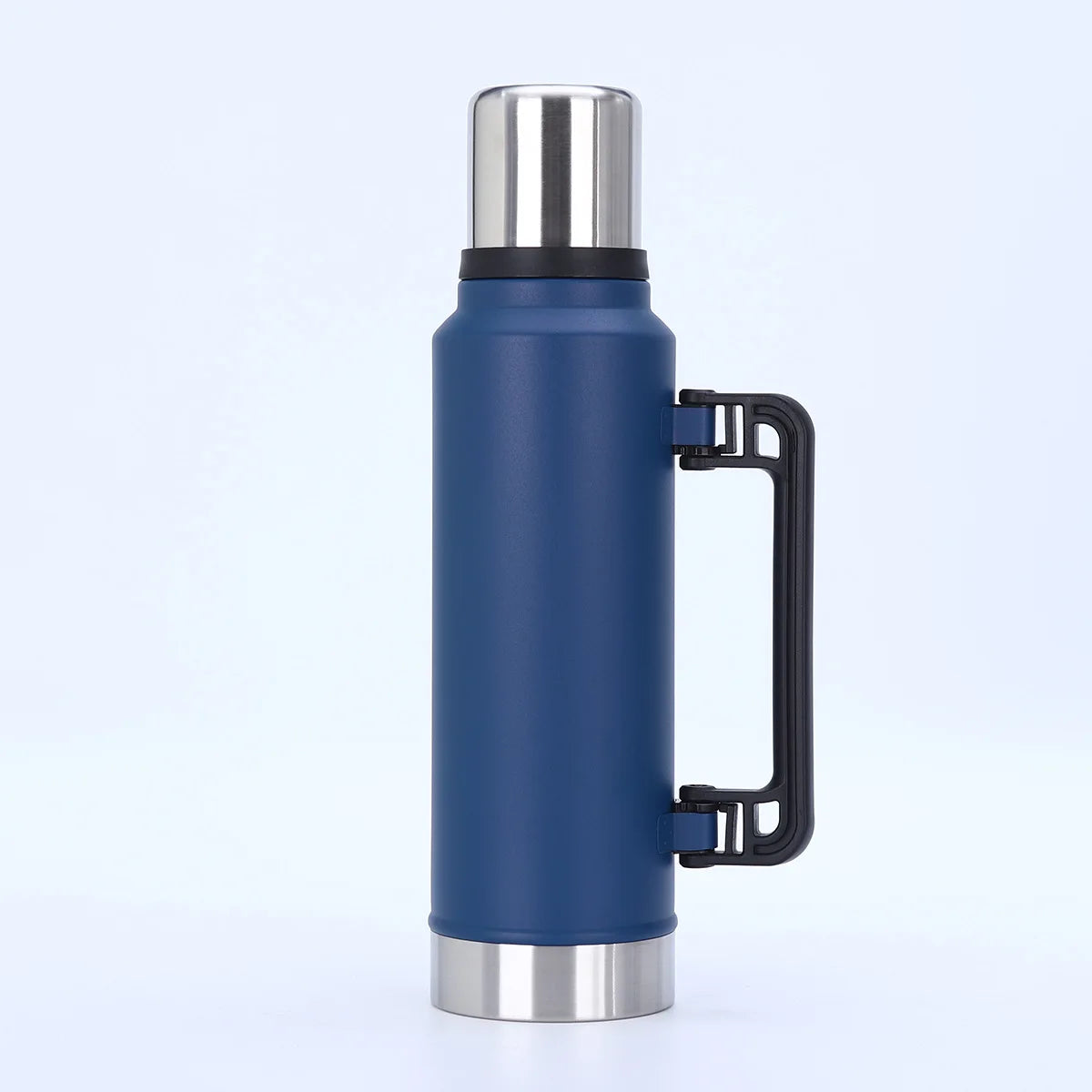 A Popular Vacuum Insulated Kettle in Europe and America, A Stainless Steel Outdoor Water Kettle with A Handle
