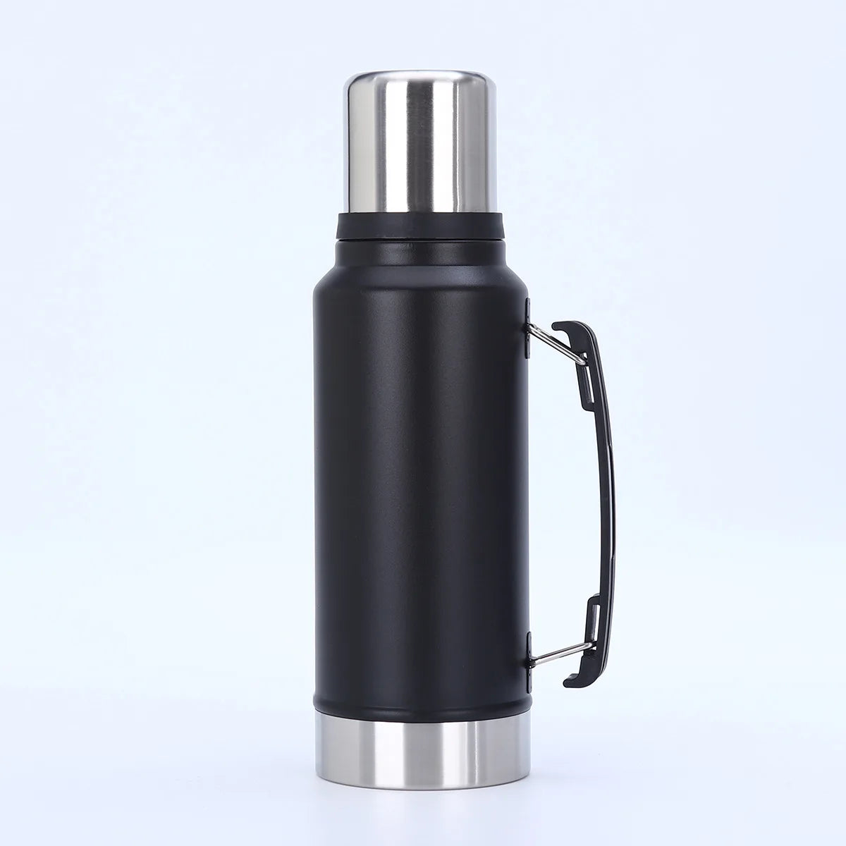 A Popular Vacuum Insulated Kettle in Europe and America, A Stainless Steel Outdoor Water Kettle with A Handle