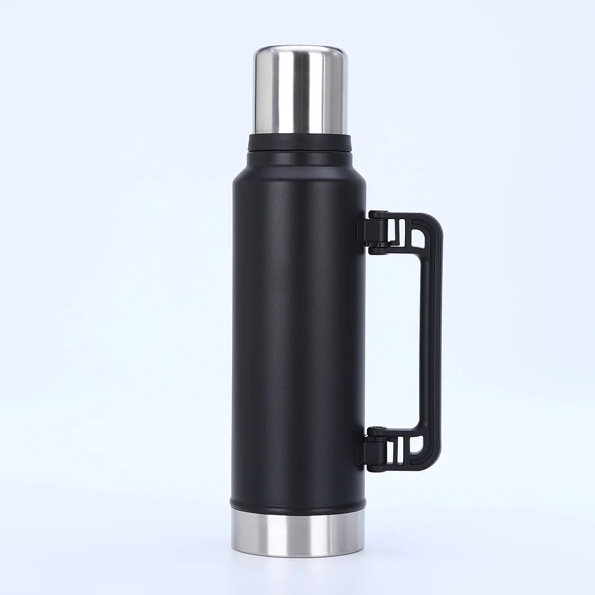 A Popular Vacuum Insulated Kettle in Europe and America, A Stainless Steel Outdoor Water Kettle with A Handle