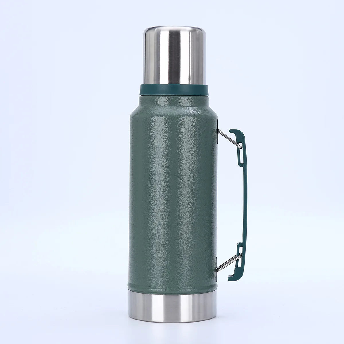 A Popular Vacuum Insulated Kettle in Europe and America, A Stainless Steel Outdoor Water Kettle with A Handle
